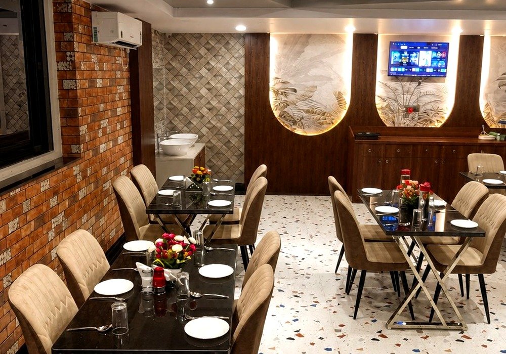 Aura Restro Fine Dining
